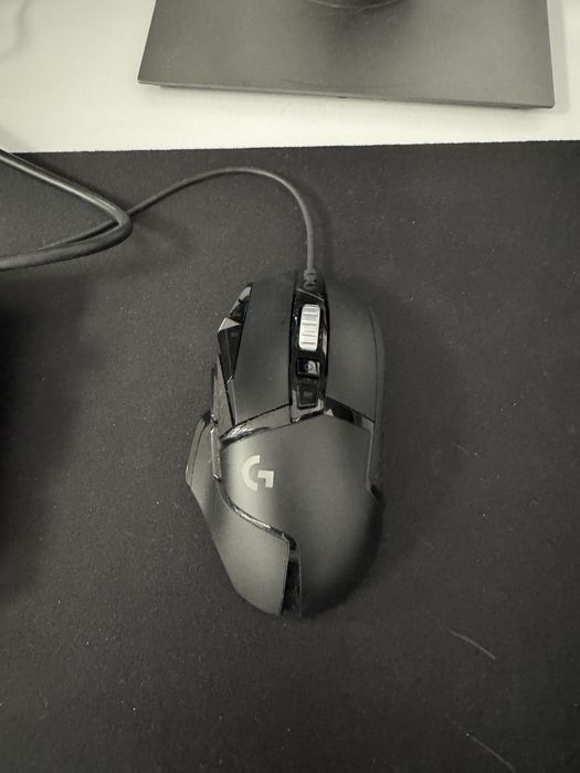 Logitech G512 и G502 геймърски клавиатура и мишка