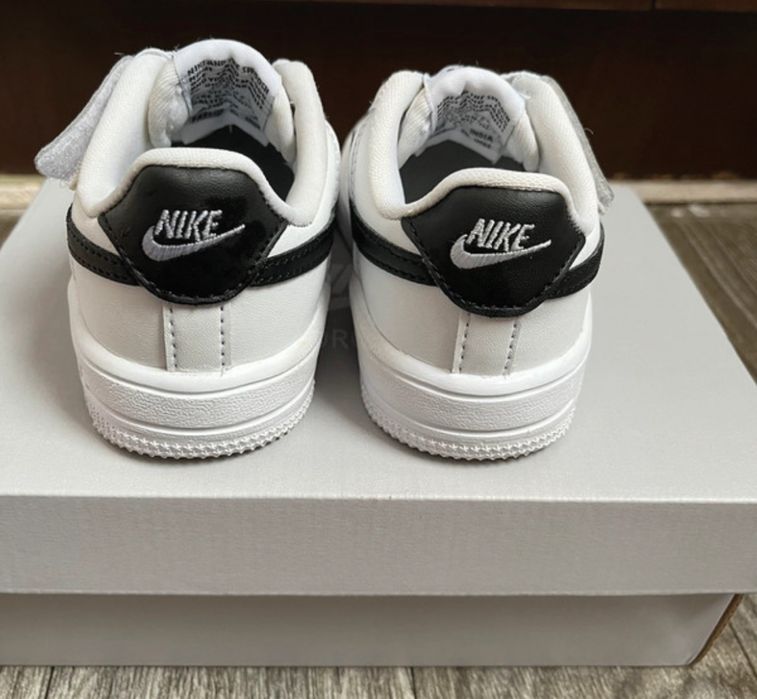 Adidasi unisex Nike Air Force 1 nr 25