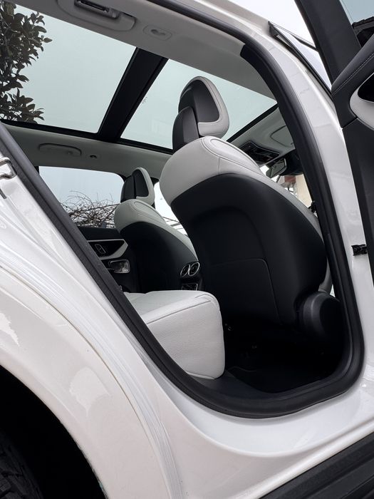 Mercedes Benz GLC 220d 4MATIC/ AMG LINE / Garantie Mercedes