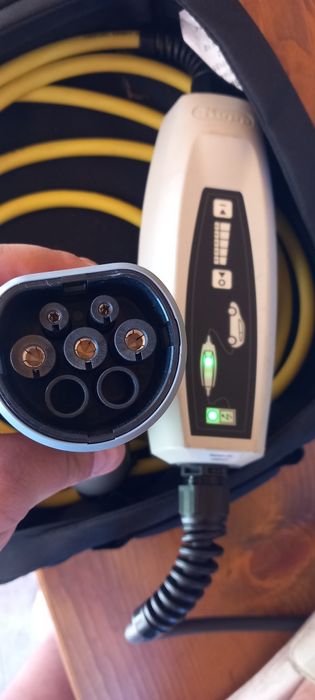 Зарядни за електрически автомобили BMW VOLVO HYNDAI