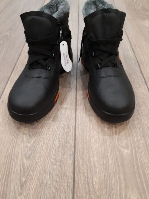 Жаңа қысқы берцы сатамын