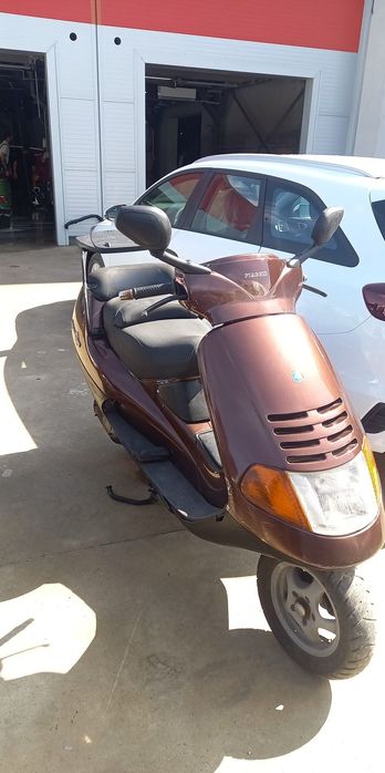 Мотоциклет Пиаджо Хексагон