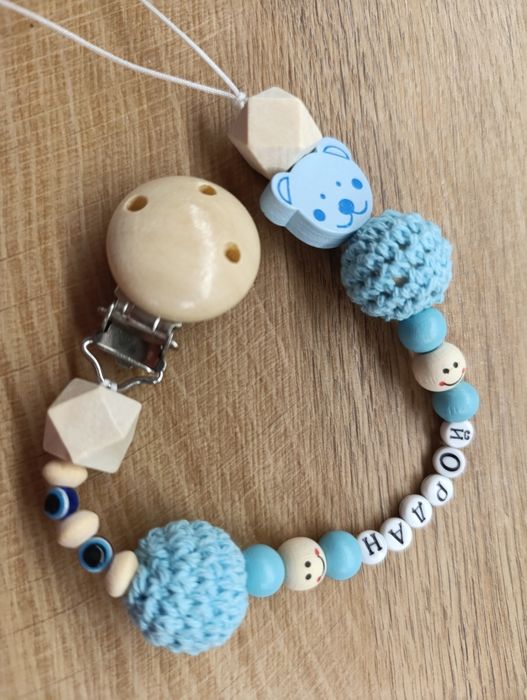 Персонализиран бебешки дървен клипс за залъгалка