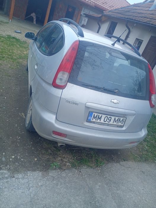 Vând Chevrolet Tacuma