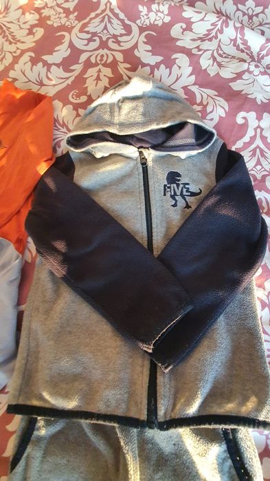 Vand lot hainute baieti 110/116