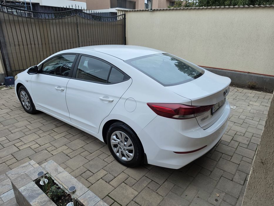 HYUNDAI Elantra 2017 — imagine 2