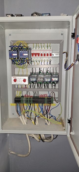 Промышленный электрика, сборка щитов, ВРУ, ГРЩ, ШО и.т.п