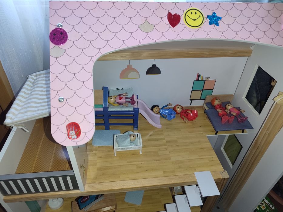 Căsuță de păpuși