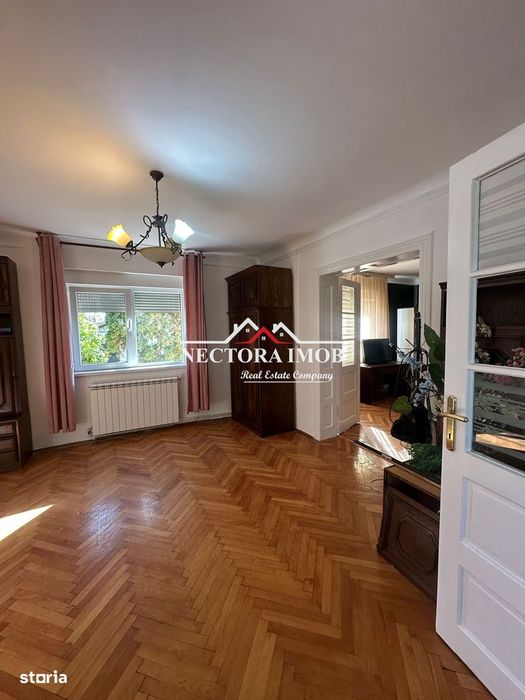 NECTORA IMOB-Casa 3 camere, Zona Iosia, 100 mp, Curte proprie