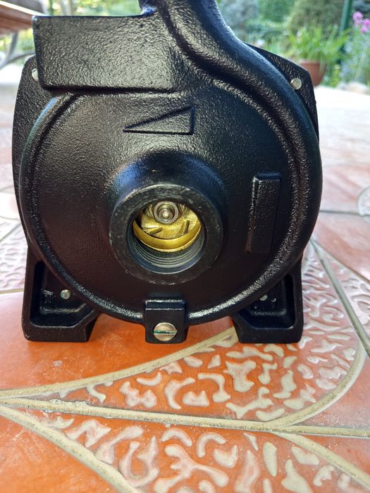 Продаётся водяной  насос, SHIMGE  CPm130, 100л/мин.