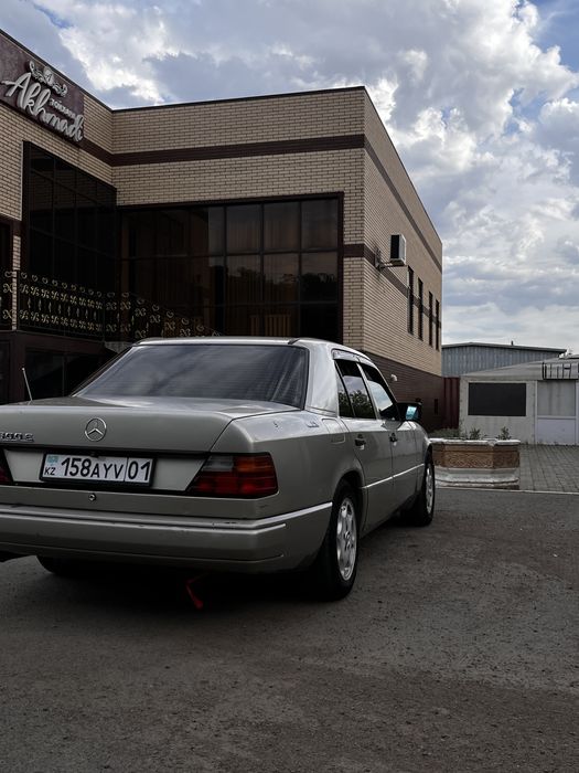 Продам мерседес w124