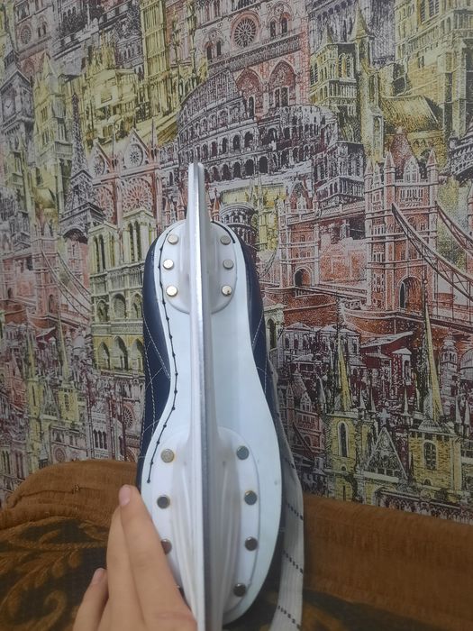 Коньки дешевые но очень хорошие