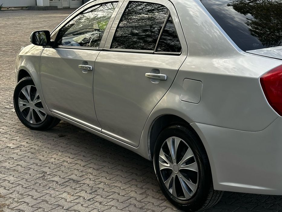 Продам Geely GC6  2015г