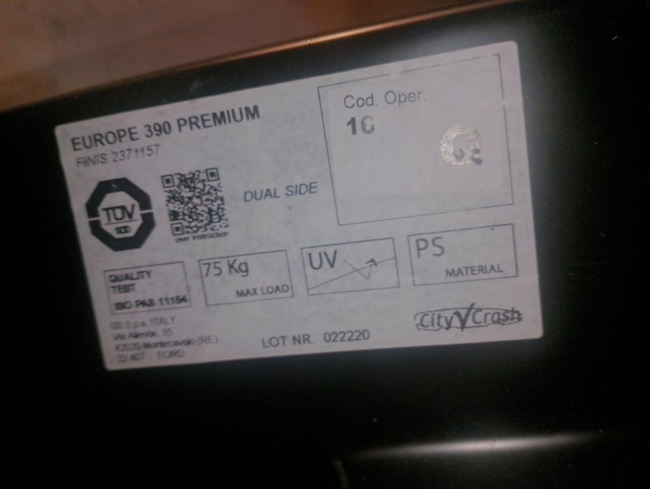 Автобокс -багажник, куфар -кутияEurope 390 Premium