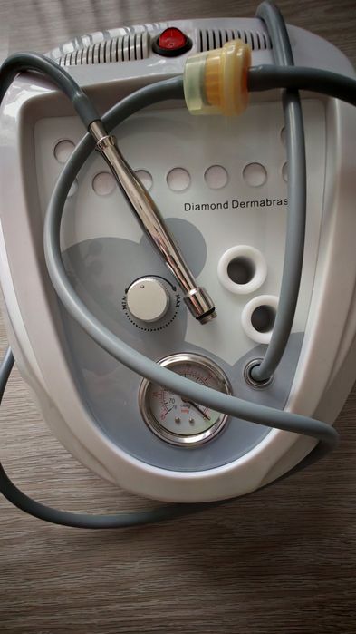Aparat cosmetica micodermoabraziune faciala