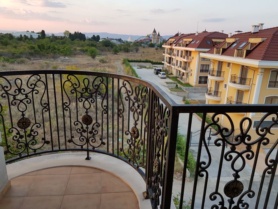 Продава се Тристаен апартамент в Несебър - 66 кв.м за 1334 €/кв.м - Снимка #19