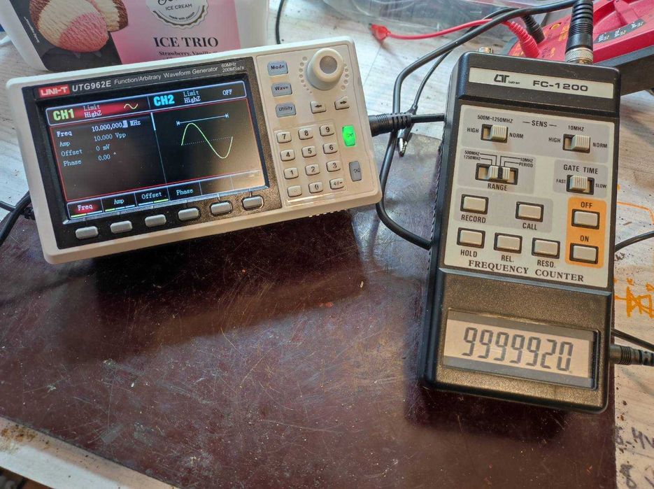 Продава се портативен честотомер за ремонт на мобилни телефони и др.