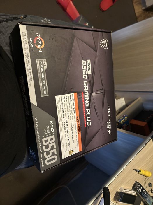 Placa de baza MSI MPG B550 GAMING PLUS