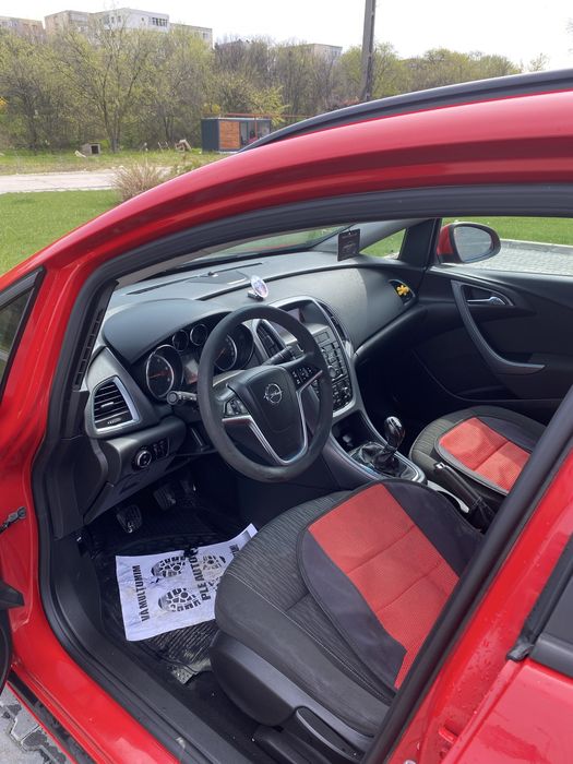 Opel Astra J 2012 1.7 cdti