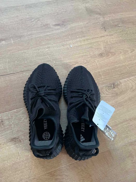 Yeezy 350 - marimea 38 (23,5 cm)