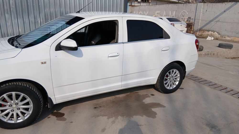 Kobalt 2020 sotiladi zor xolatda