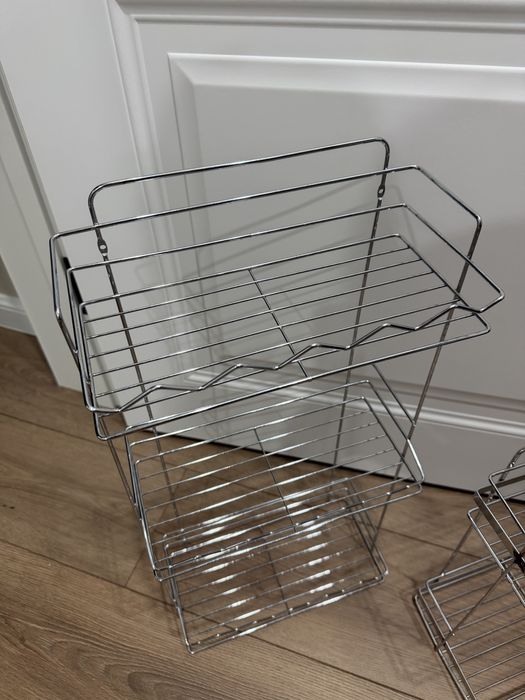 Продам металлические подвесные полки