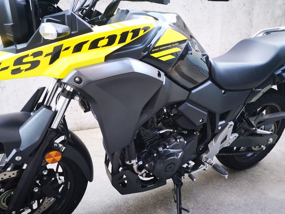 Suzuki V Strom 250
