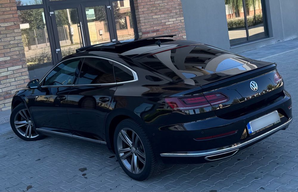 Volkswagen Arteon 2018 R-line / 17690€ / Masaj / Matrix / Panorama
