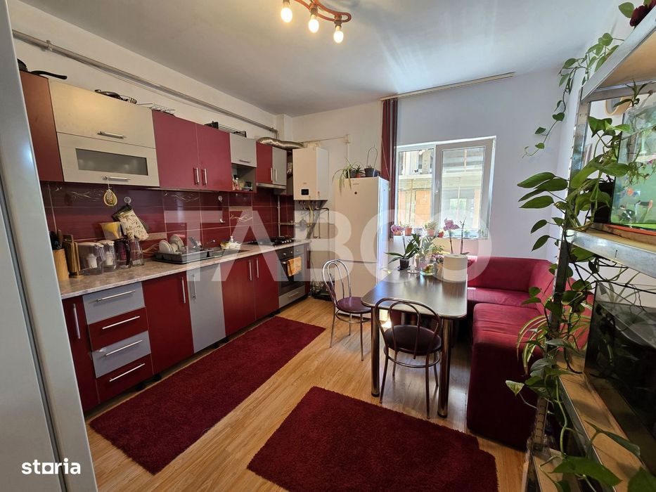 Apartament decomandat de vanzare 2 camere 64 mpu balcon Selimbar Sibiu — fotografia 1