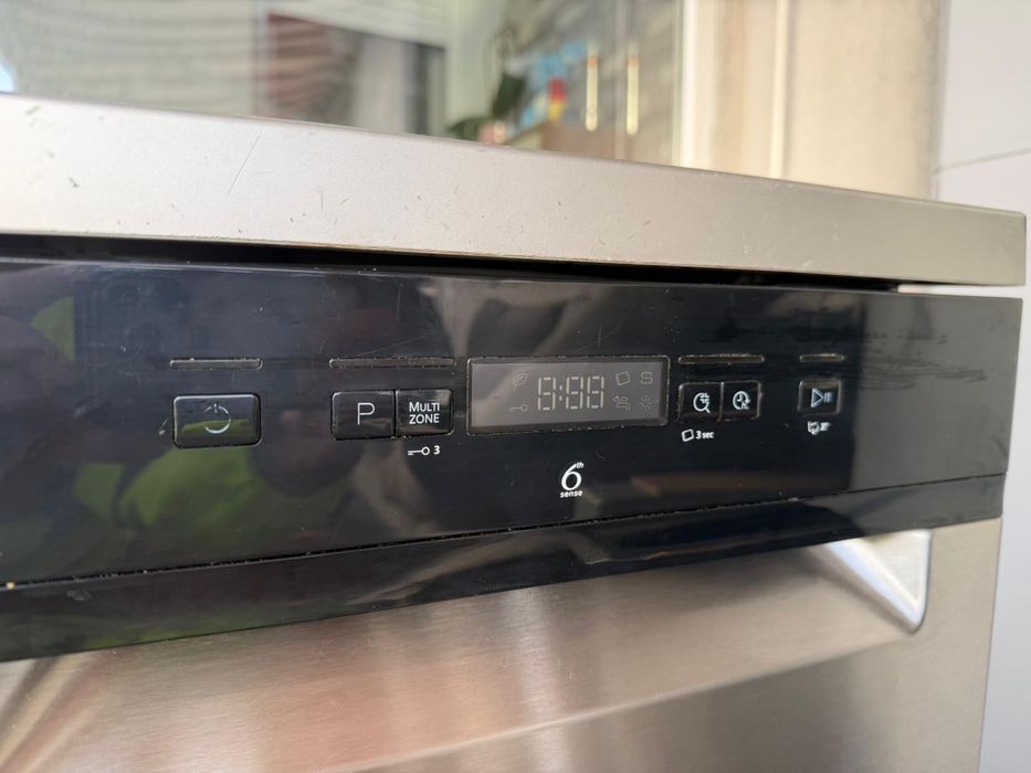 Vand masina de spalat vase Whirlpool 45 cm, 10 seturi