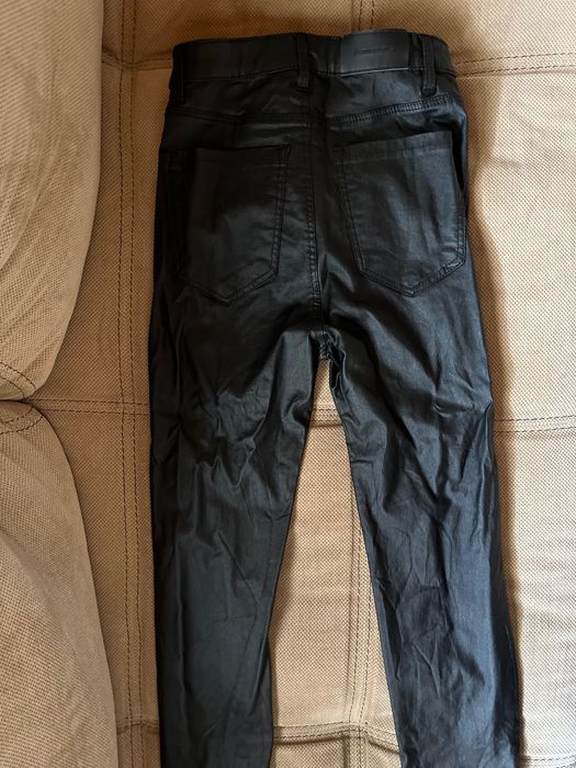 Кожен панталон Stradivarius