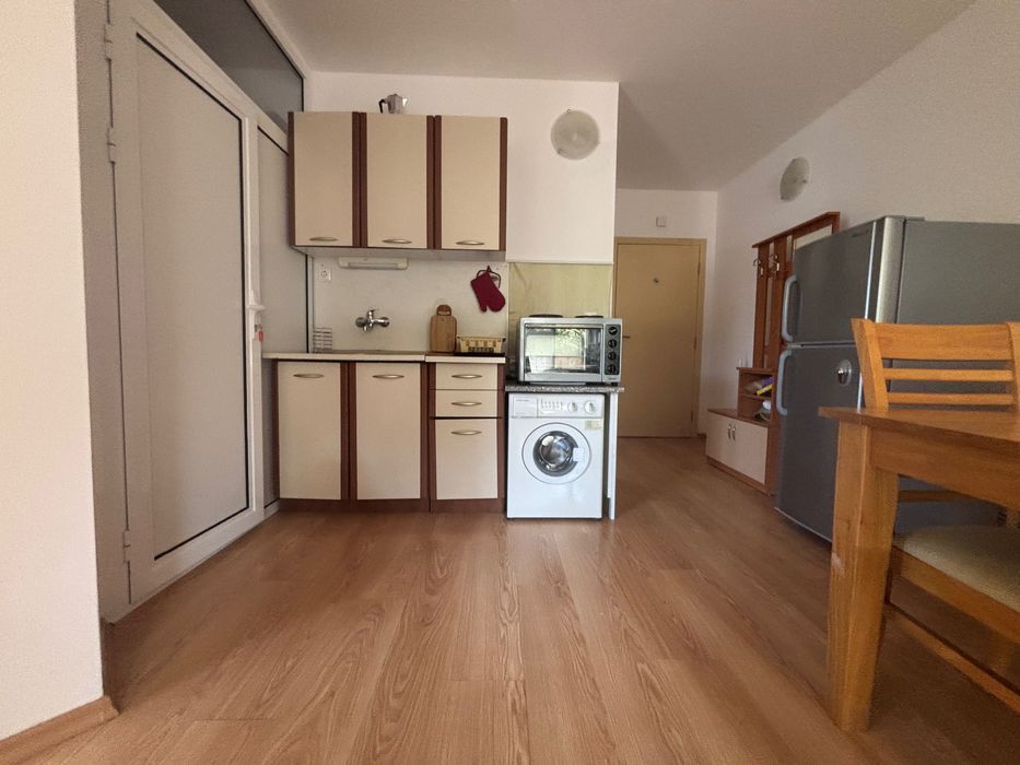 Продава се Двустаен апартамент в Бяла - 60 кв.м за 1084 €/кв.м - Снимка #4