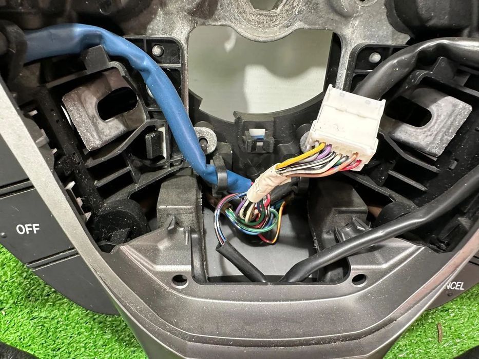 volan piele cu comenzi mazda 3 2009-2013 4A2