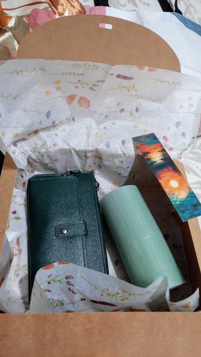 Подаръчни кутии на различна тематика