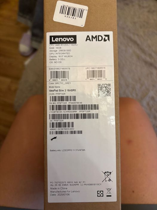 Lenovo IdeaPad Slim 3 16ABR8