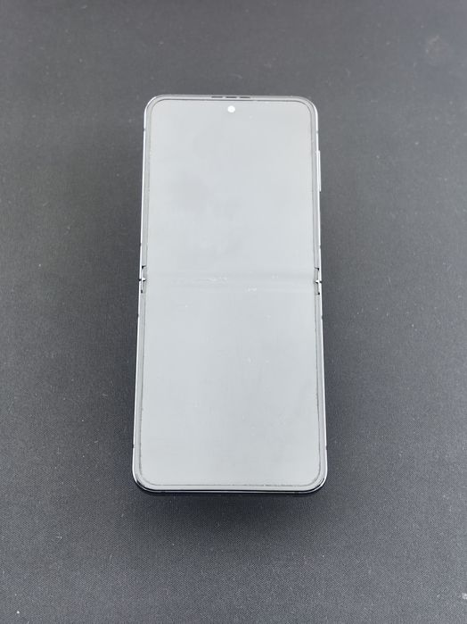 Samsung Galaxy Z Flip5 256 GB ID-ggf174
