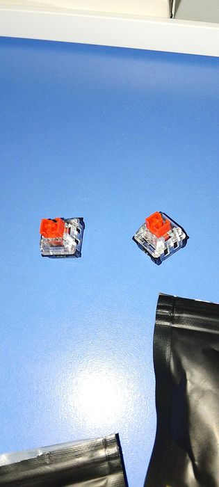 Продам свитчи KAILH Red