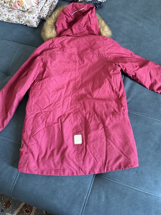 Reima куртка весеняя на девочку