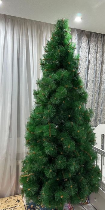 Елка искусственная