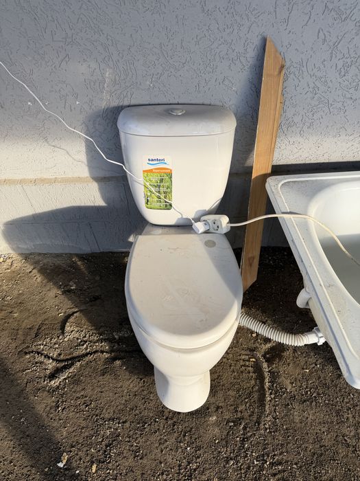 Продам ванну с унитазом не дорого