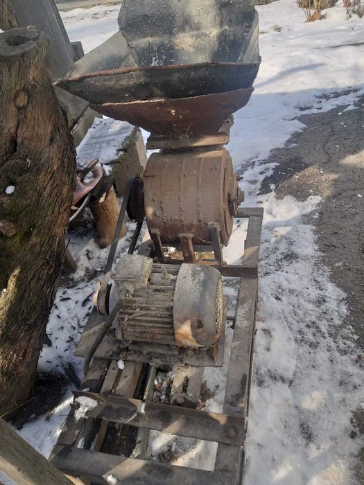 дробилка для зерна и кукурузы