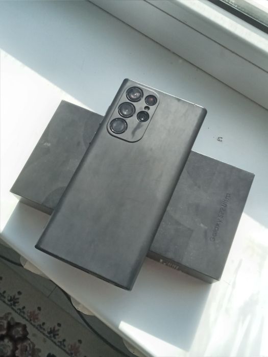 Samsung s22 ultra 12/512gb