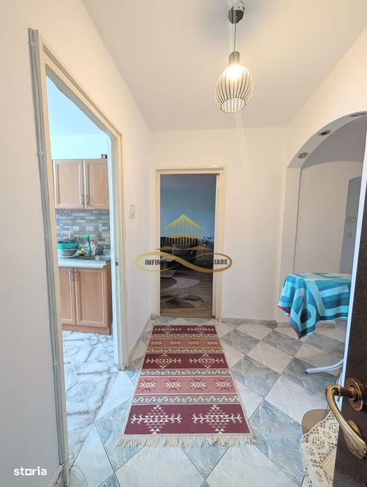 Apartament 3 camere decomandate, str.9 Mai