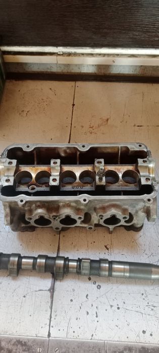 Продам головки на Ауди С4 2.8