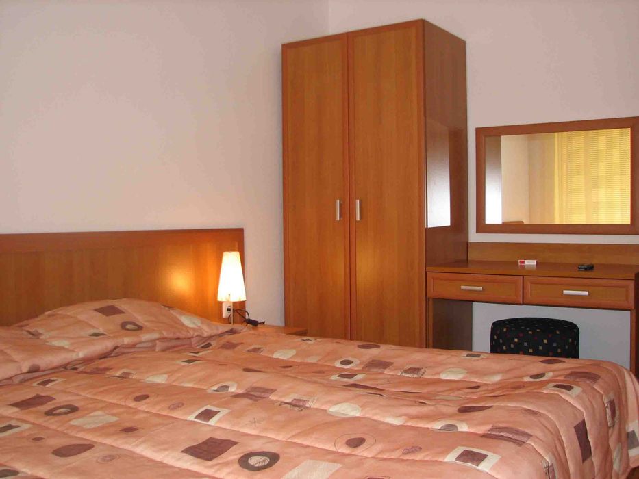 Продава се Двустаен апартамент в к.к. Златни пясъци - 80 кв.м за 988 €/кв.м - Снимка #9