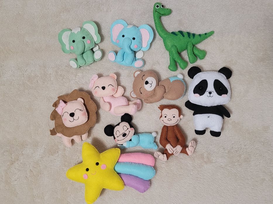 Figurine din fetru pentru lumanari botez/cununie/trusouri