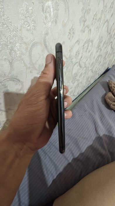 iPhone 11 pro 64 g