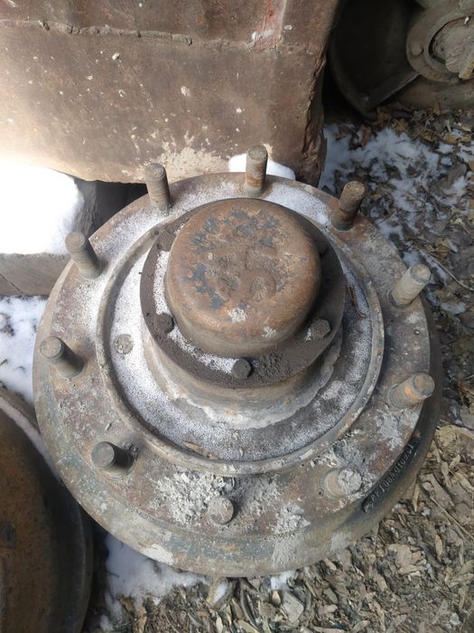 Ступица полуприцепа