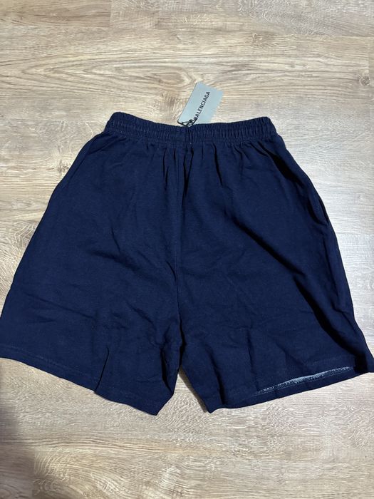 Pantaloni scurti Balenciaga M