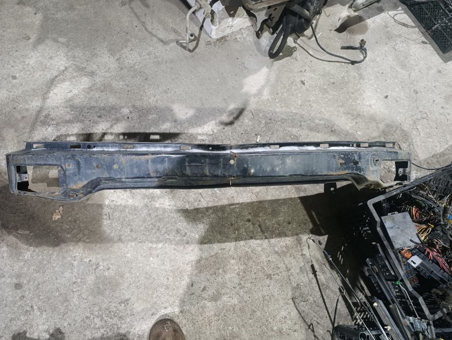 Капот пассат Б3 телевизор рулевой рейка